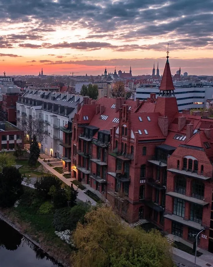 Bulwar Staromiejski Jana Pawla II 11 Wroclaw Apartment